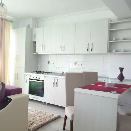 Apartament Coresi-2